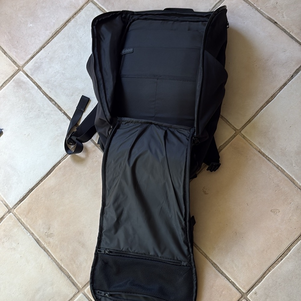 Lululemon backpack - Picture 5 of 6